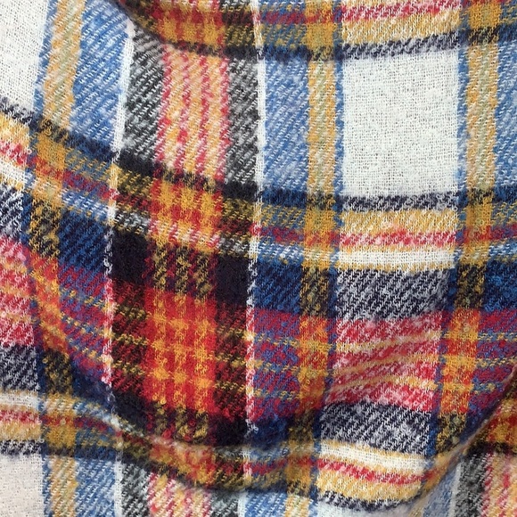 Ruggine Plaid Poncho / Ruana With Fringe Detail NEW! - Picture 9 of 12